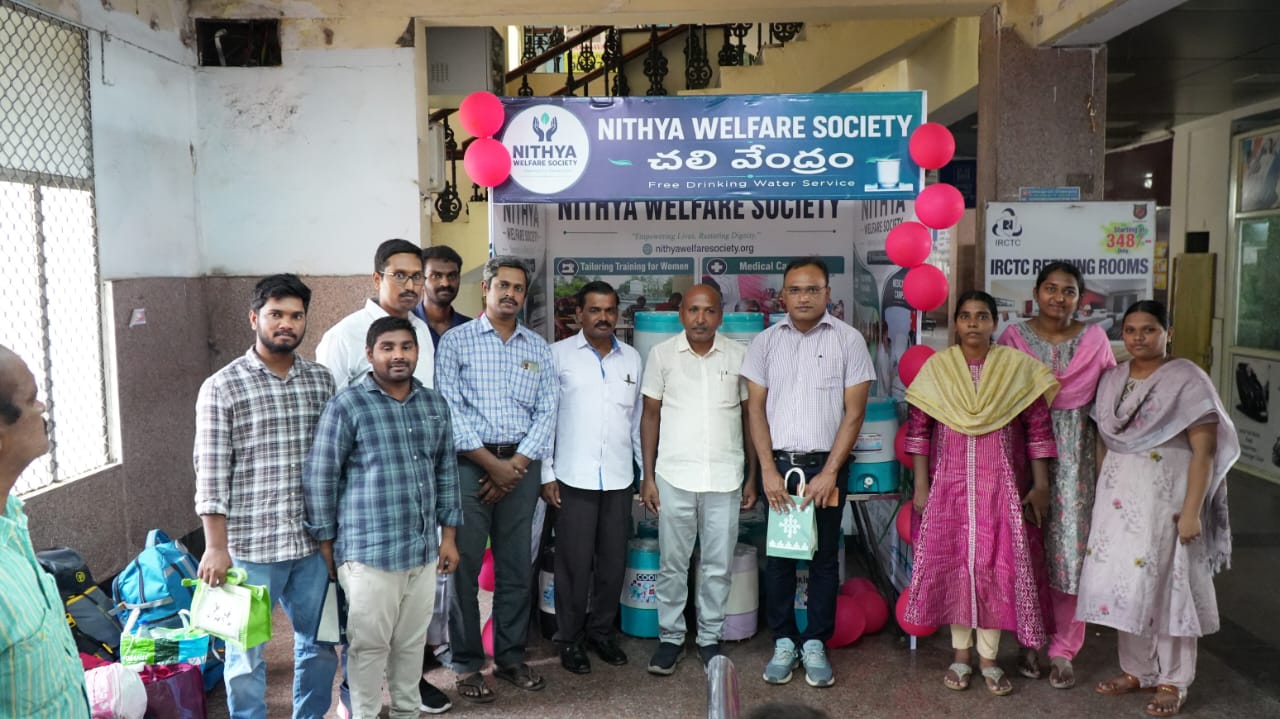 Volunteers during distribution