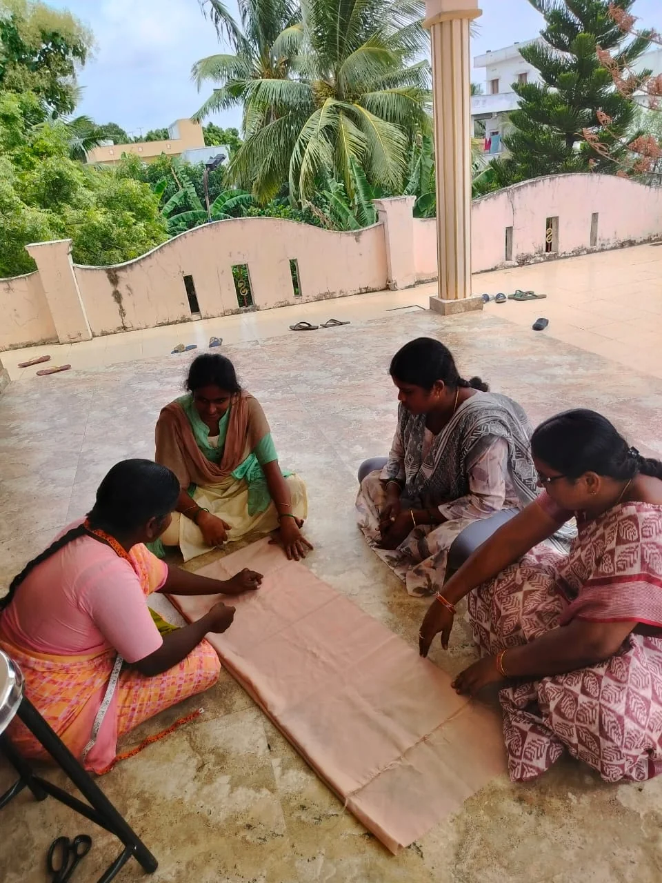 Tailoring training photo